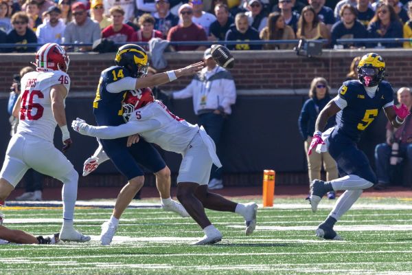 Michigan’s flailing offense main culprit in sideways season, 13-6 OT loss to Indiana