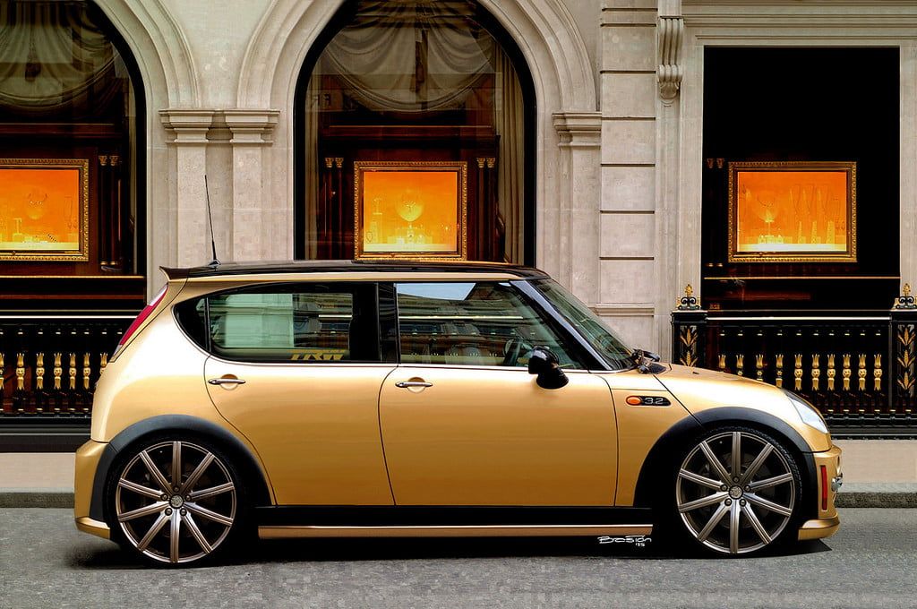 MINI Cooper 4 Door by LUIS BASTON