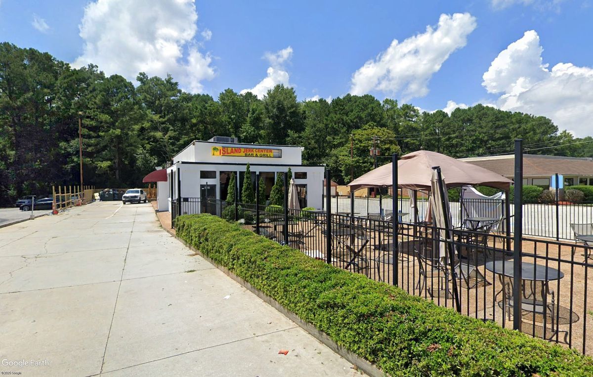 New Restaurant and Lounge Opening Soon in Stone Mountain