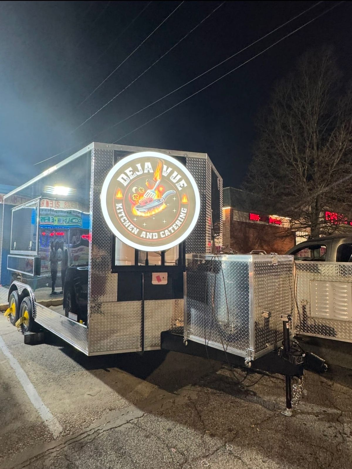 Deja Vu Kitchen and Catering Brings Seafood, Breakfast, and More to Morrow