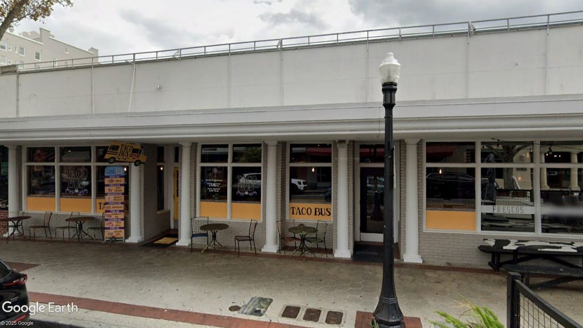New Cocktail Lounge Velvet Swan Coming to Lakeland