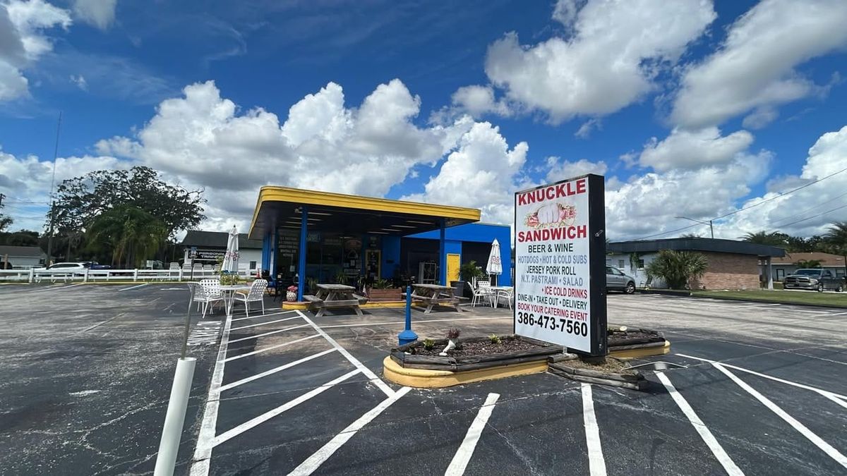 Knuckle Sandwich Food Truck Rolling Out in Orange City Soon