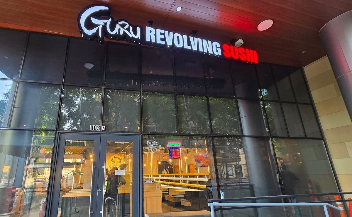 Midtown Atlanta Welcomes Guru Revolving Sushi