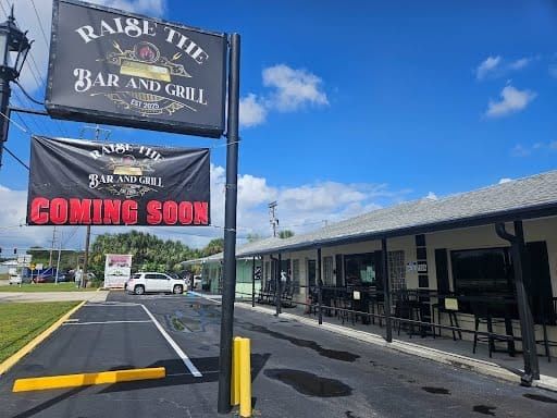 Raise the Bar and Grill Opening Soon in Lake Alfred
