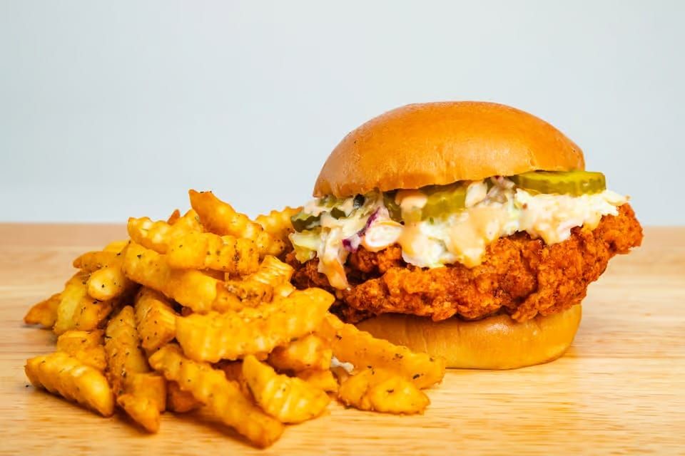 Bro’s Hot Chicken Bringing Nashville Hot Chicken Concept to Sweetwater