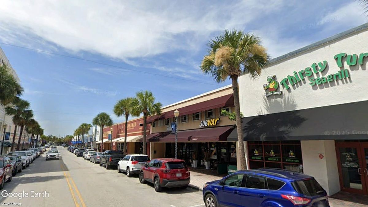Coming Soon Fort Pierce: Oasis Noir Lounge