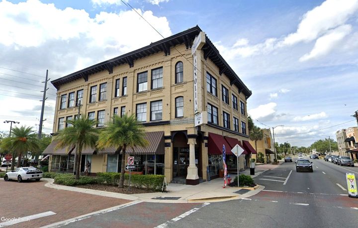 Magnolia Breeze Opening Soon in Eustis with Comfort Food and Full Bar