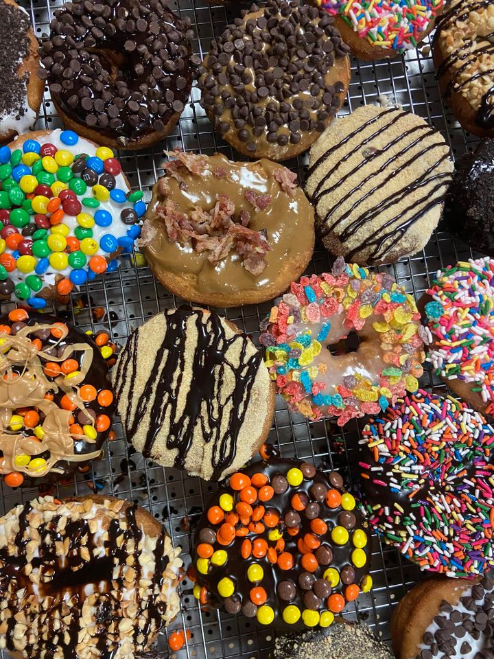 Nav’s Popcorn & Donuts Bringing Sweet Treats to Marco Island