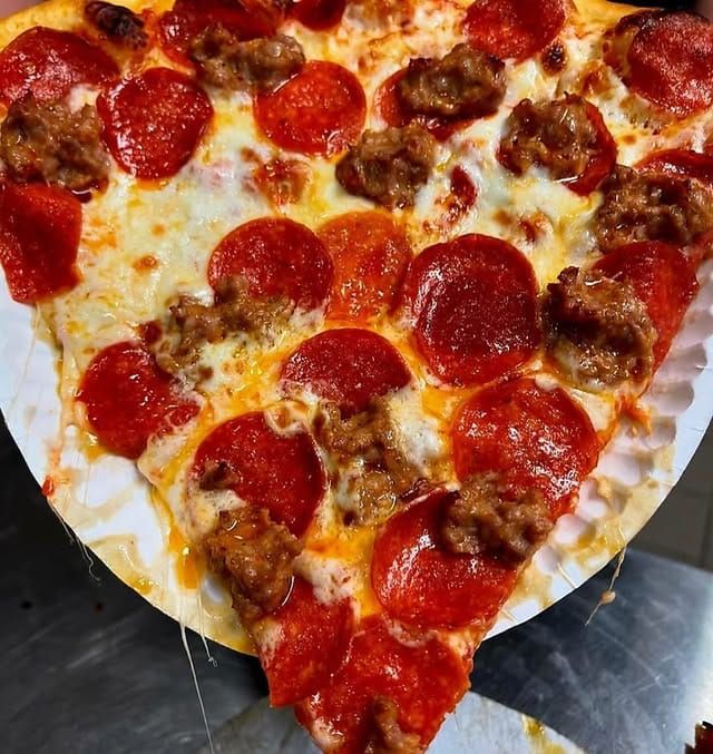 Crown Pizza Bar Launching Soon in Stockbridge