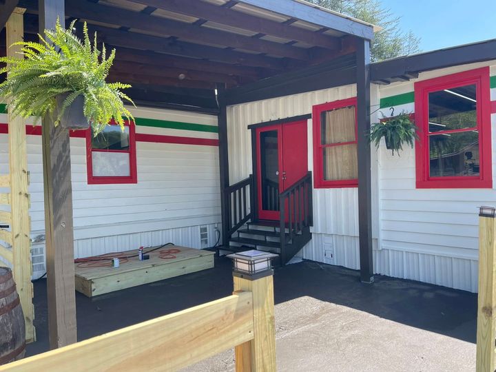 Lucky Stefano’s Bringing Homemade Italian Food to Ellijay