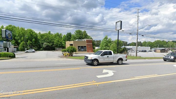 Kick Off Wings Opening Soon in Carrollton