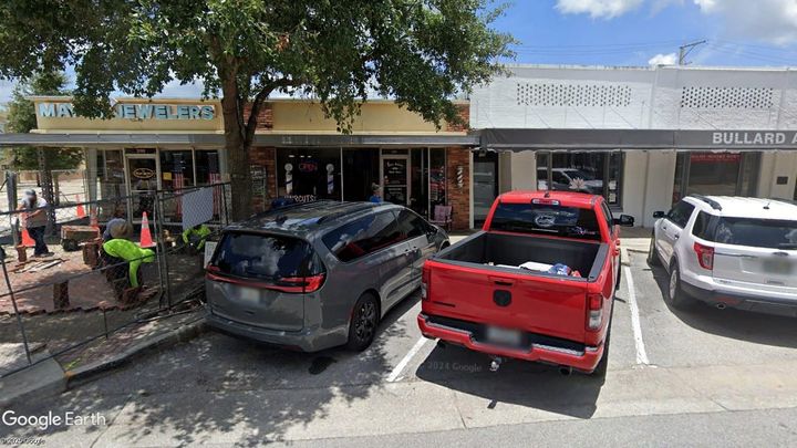 Lady B’s Tea Parlour Opening Soon in Lake Wales