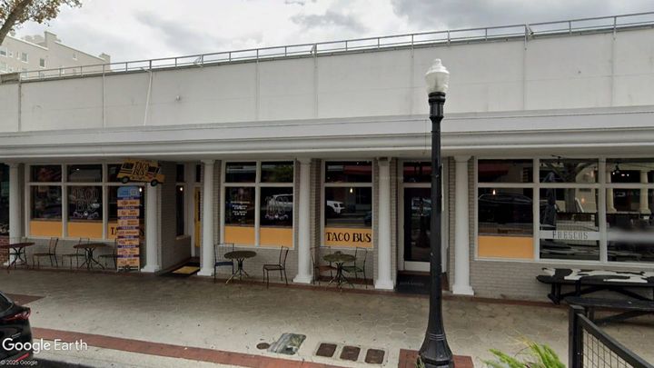 New Cocktail Lounge Velvet Swan Coming to Lakeland