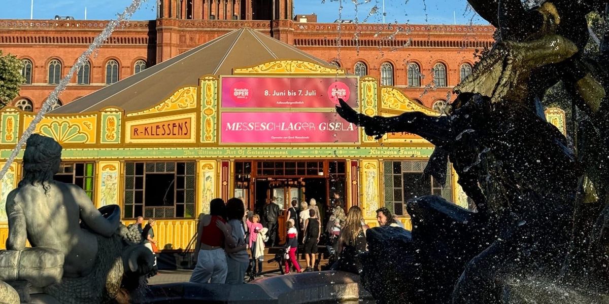 Messeschlager Gisela at Komische Oper Berlin