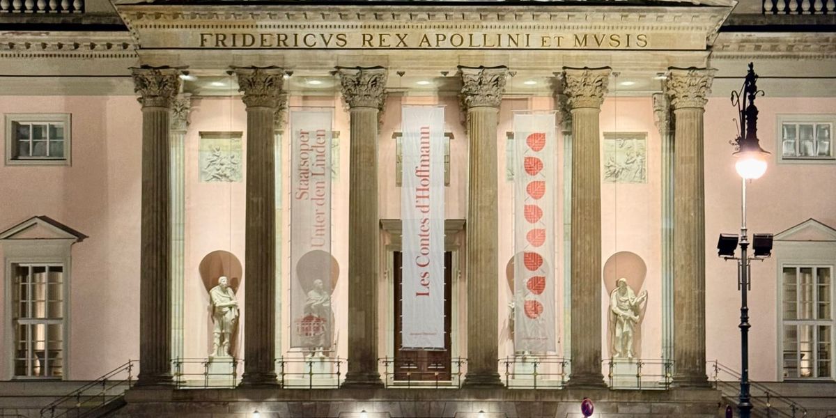 Les Contes d'Hoffmann at Staatsoper Berlin