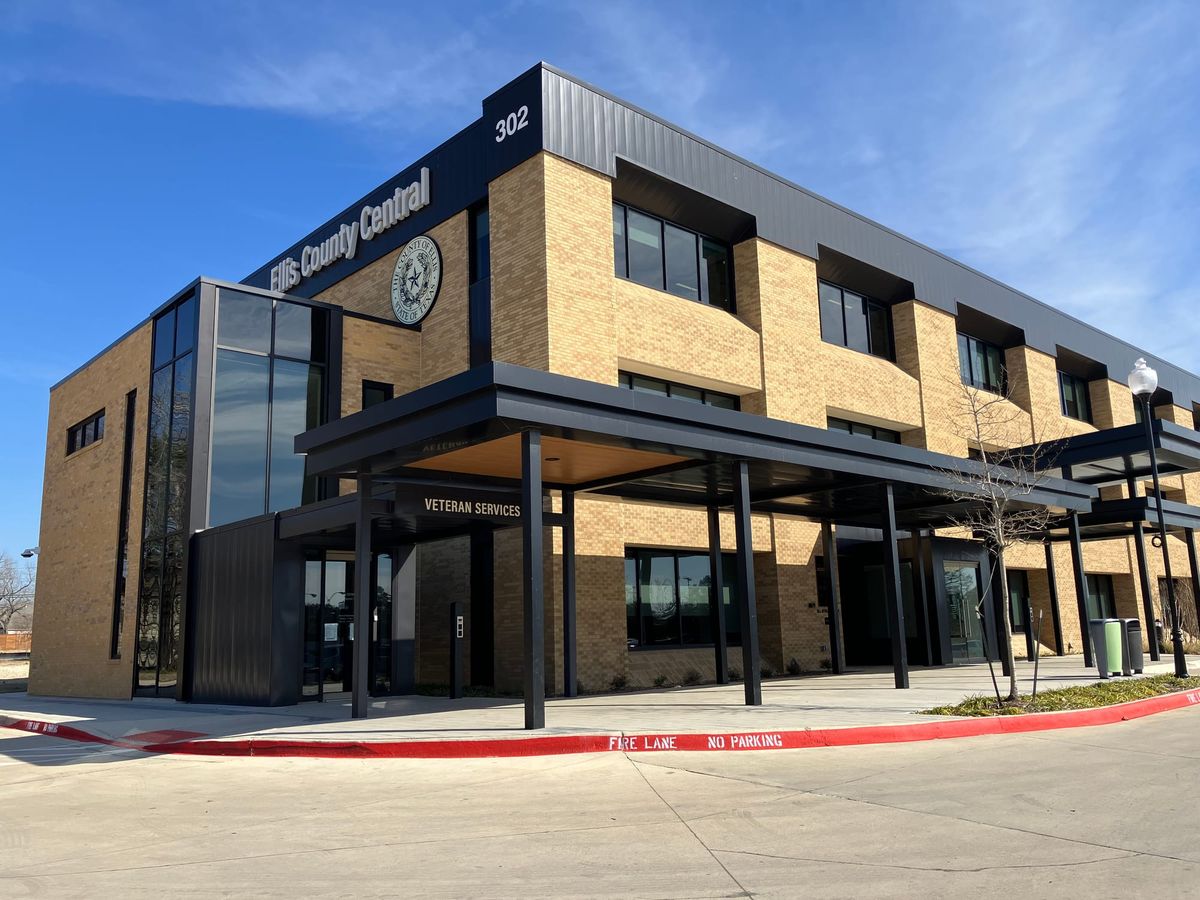 Ellis County Central: Open for business