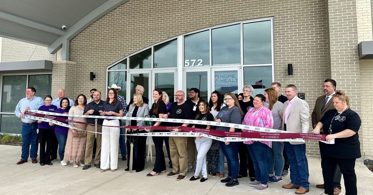 Ribbon cutting held for Hope Health Ellis County