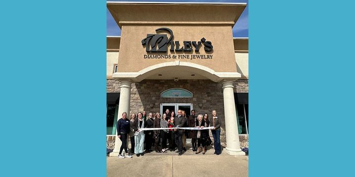 Wiley’s Diamonds & Fine Jewelry ribbon cutting. Courtesy photo