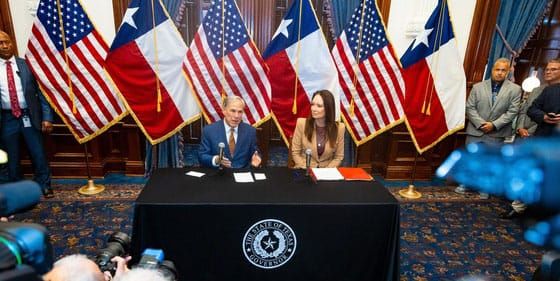 Photo of a press conference.