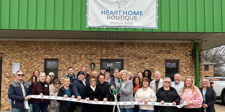 Ribbon cutting for Heart & Home Boutique.