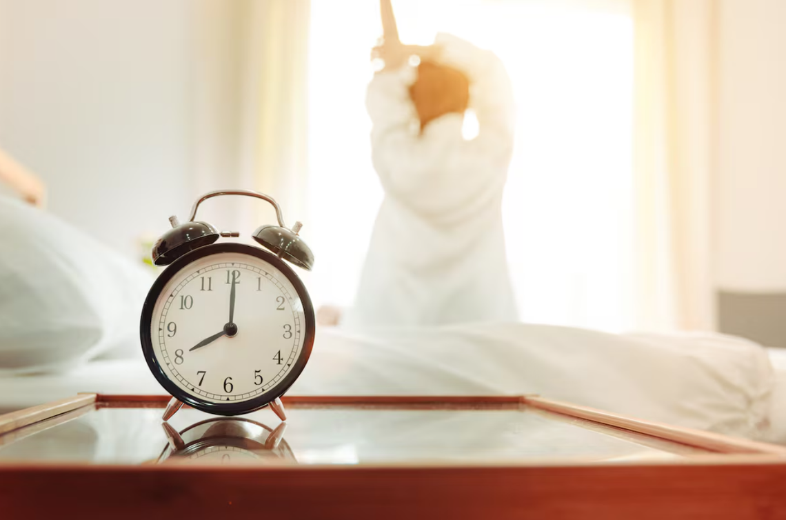 Present Simple (Daily Routine)