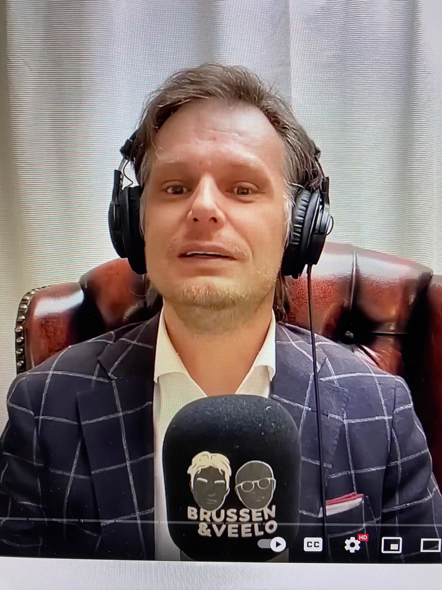 Bij Bert Brussen in zijn podcast: De grote stilte op links is de tragiek
