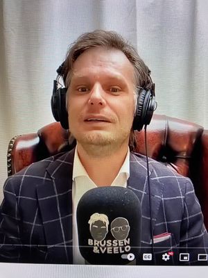 Bij Bert Brussen in zijn podcast: De grote stilte op links is de tragiek post feature image