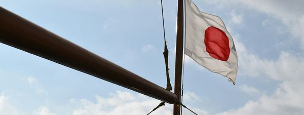 日本の歴史教科書は、なぜ責任を語らない物語としての批判を受けるのか？