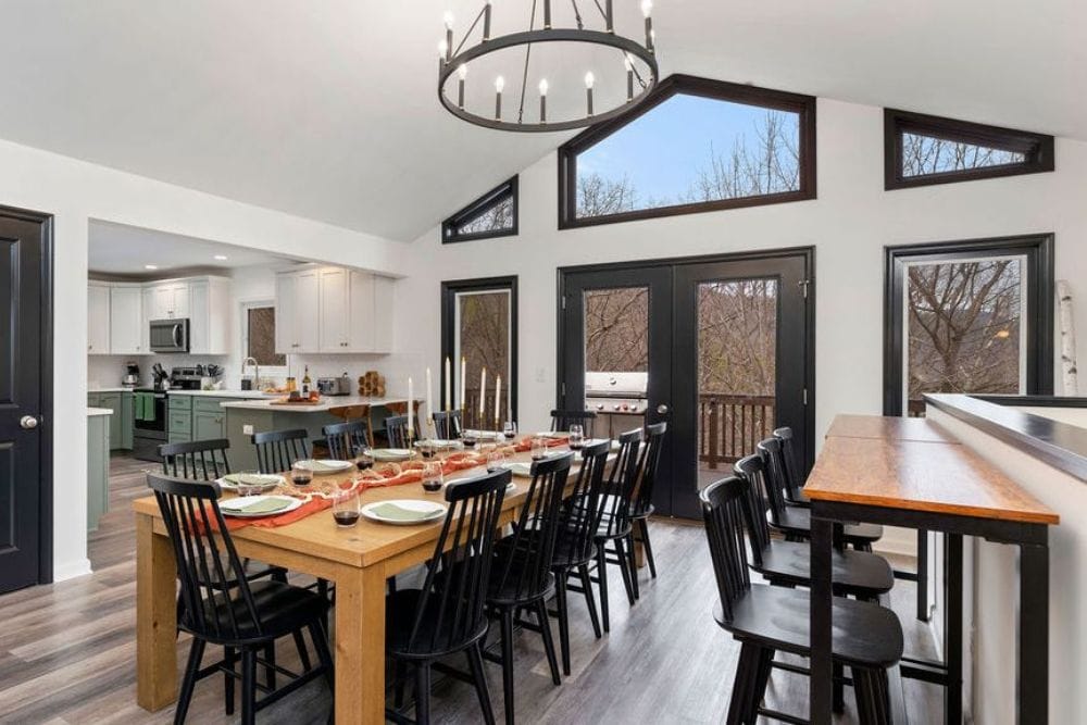 airbnb host checklist for dining rooms