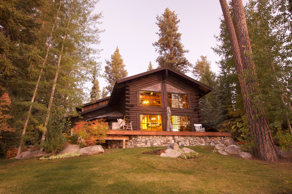 Airbnb amenities for mountain cabin