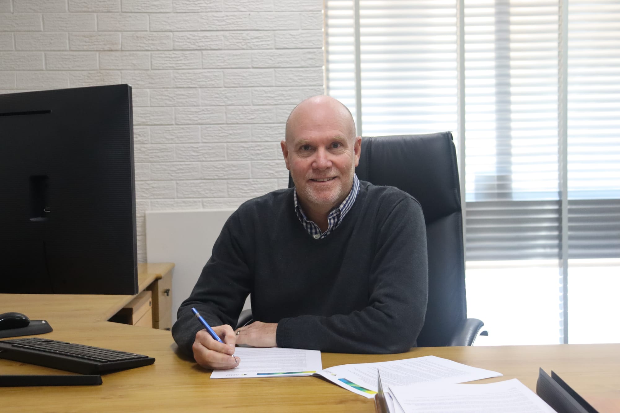 Shire’s interim CEO to step down in October