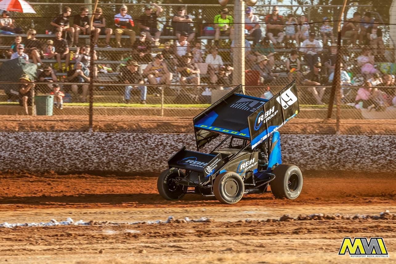 Pigdon conquers the speedway