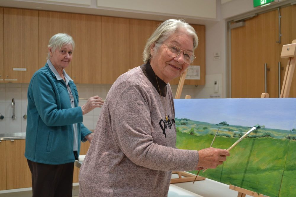 Artists get 'rail-ly' creative post image