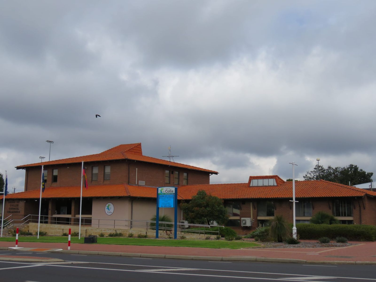 Council backs compulsory voting post image