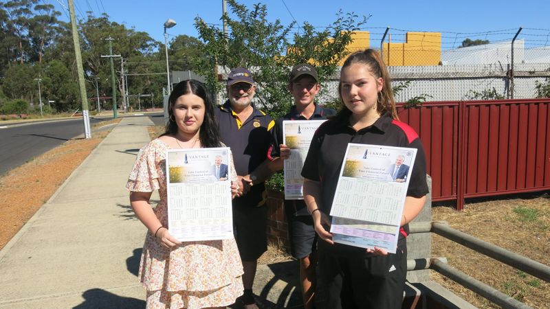 Tour group lends a hand post image