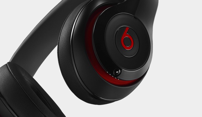 Beats by Dre Studio Headphones 2013 Review