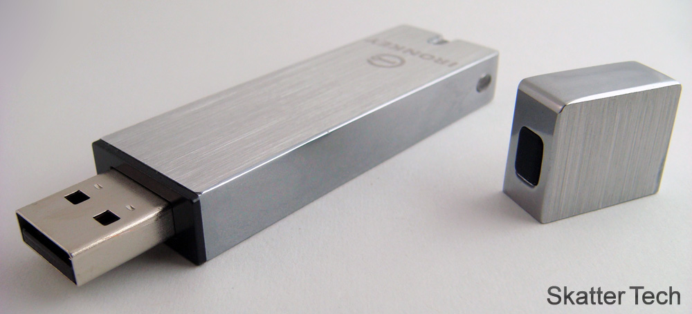 IronKey S200 (Angle) IronKey S200 (Angle)