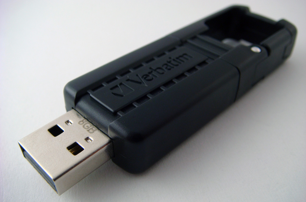 Verbatim Tuff Clip USB