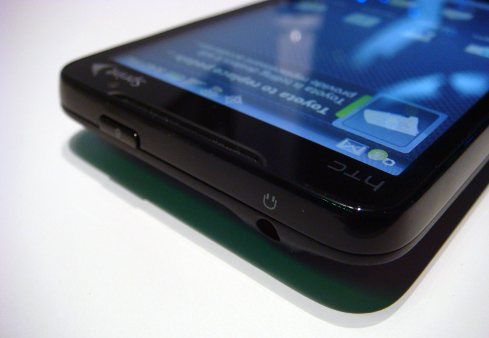 Sprint HTC Evo: Top