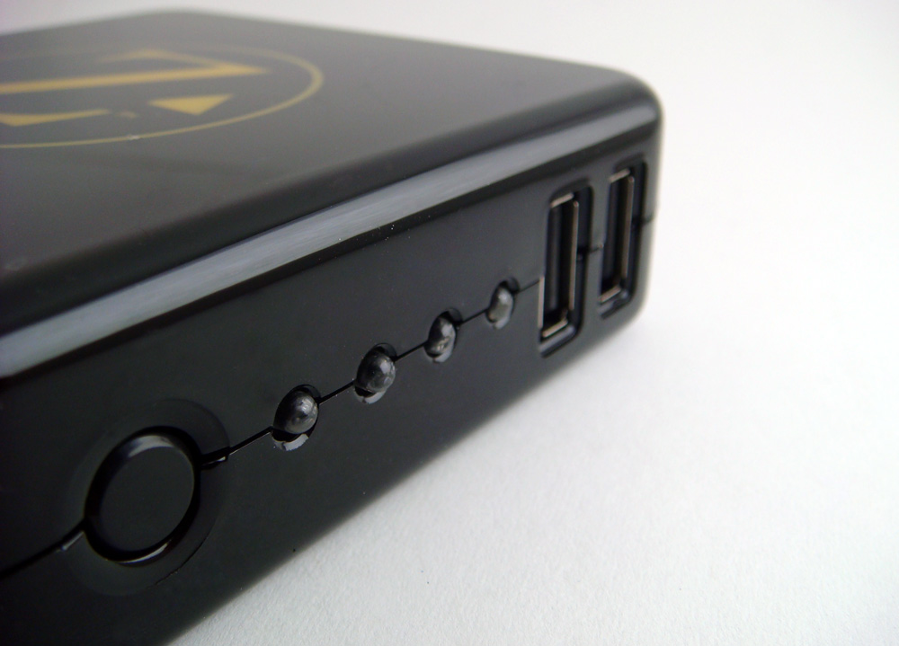 Zagg Sparq USB Ports