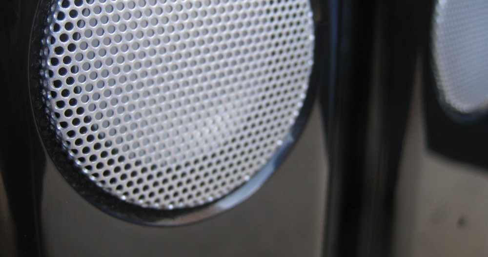Zagg USB Speakers: Close Up