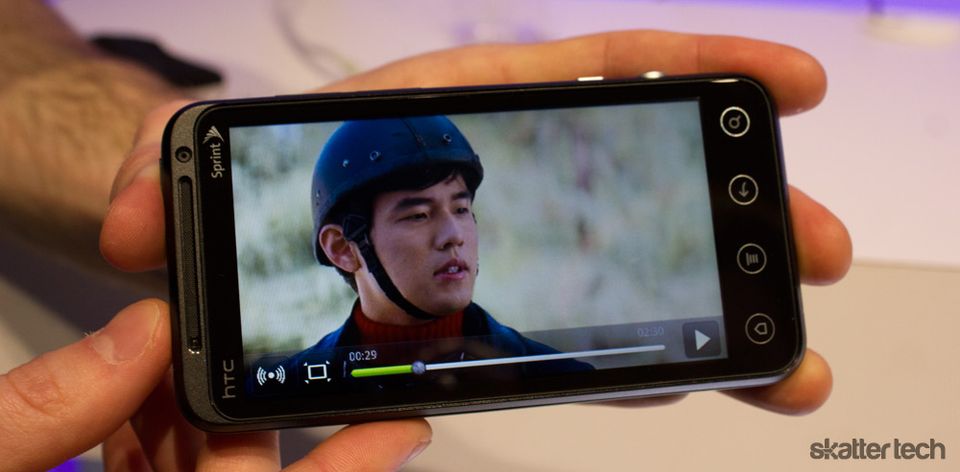 CTIA 2011: HTC EVO 3D Hands On Video (Sprint)