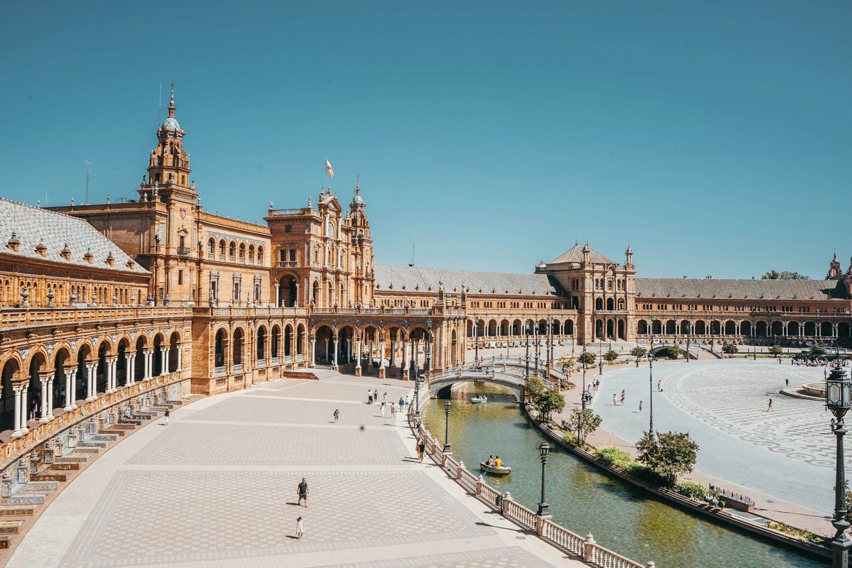 Rebranding in Seville