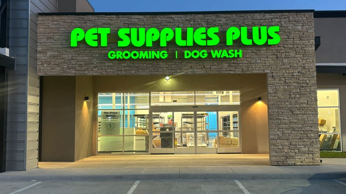 Pet Supplies Plus franchise location storefront