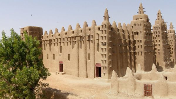 The mud-brick Great Mosque of Djenné in Mali