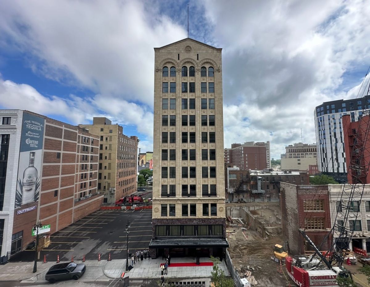 Evening Edition: Inside The Belle Apartments + More Stories