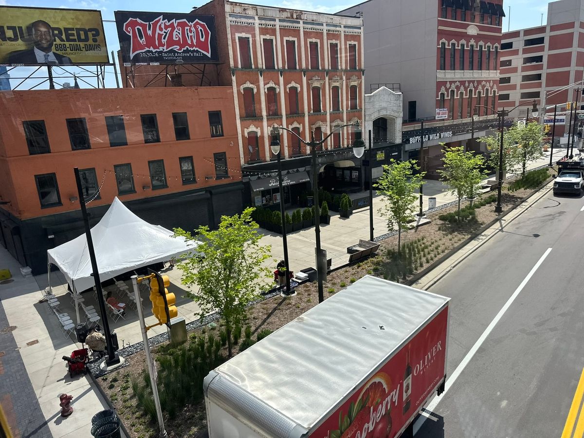 Look: New Gratiot-Randolph Plaza Brings Pedestrian Gateway to Detroit’s Greektown