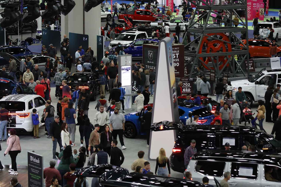 Featured image for the 2026 Detroit Auto Show Preview (w/ Sam Klemet) podcast.