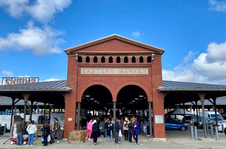 Featured image for the Eastern Market: Feeding Detroit’s Bodies and Hearts podcast.