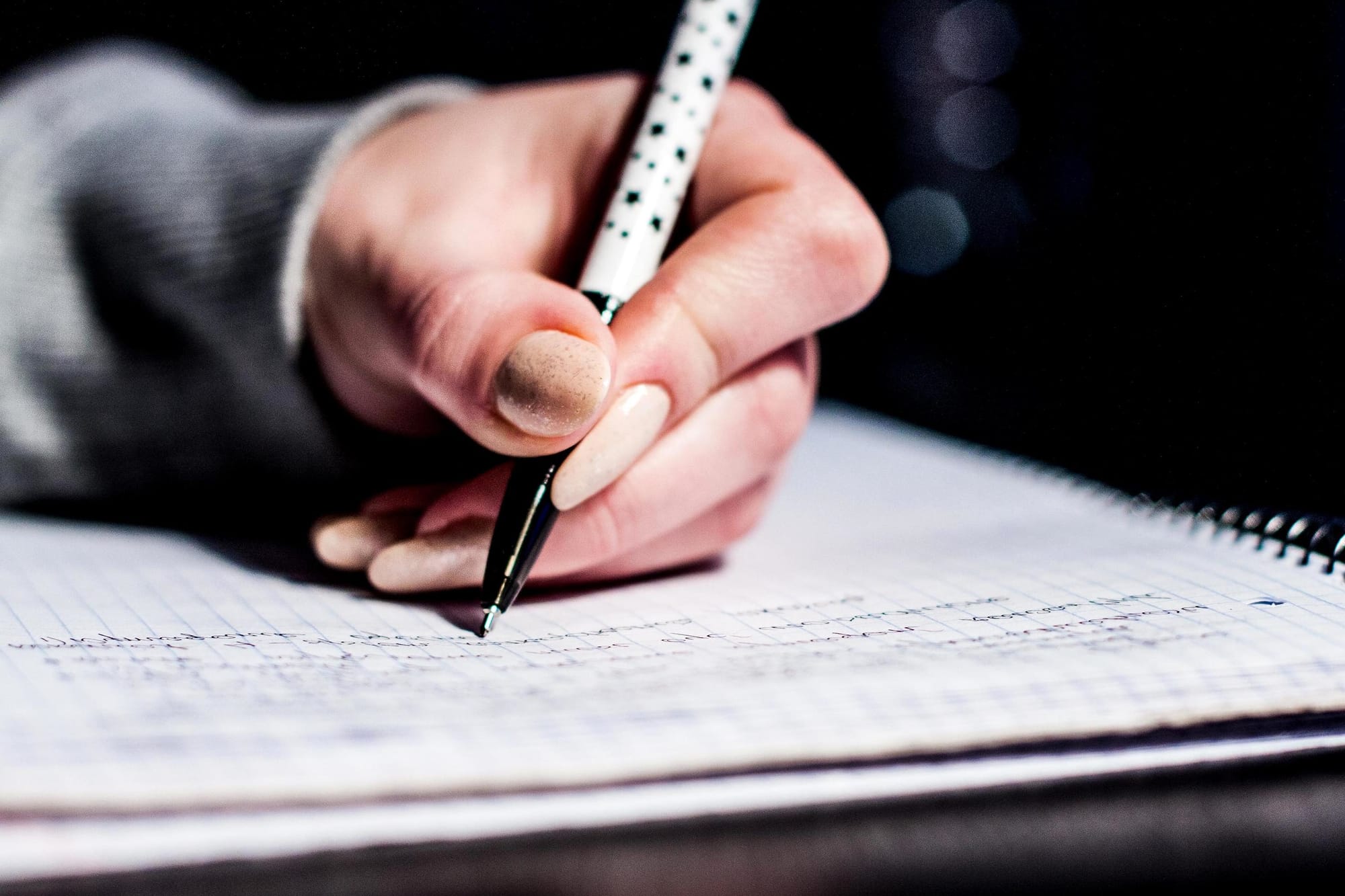 How to Write the UChicago Supplemental Essays (Insights for Standing Out)